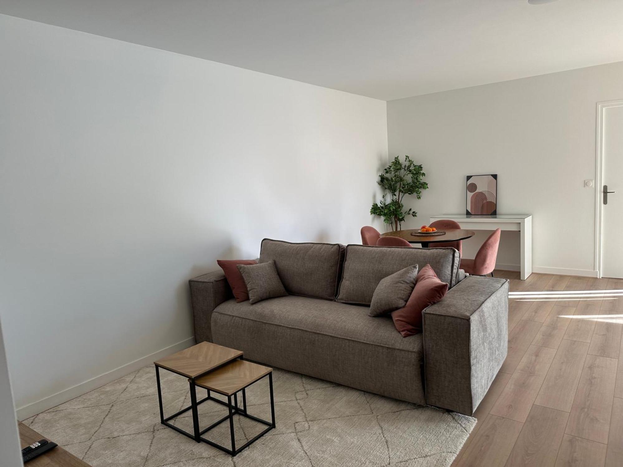 Appartement Proche Paris-Aeroport Cdg-Gare-Disney Villiers-le-Bel Exterior foto
