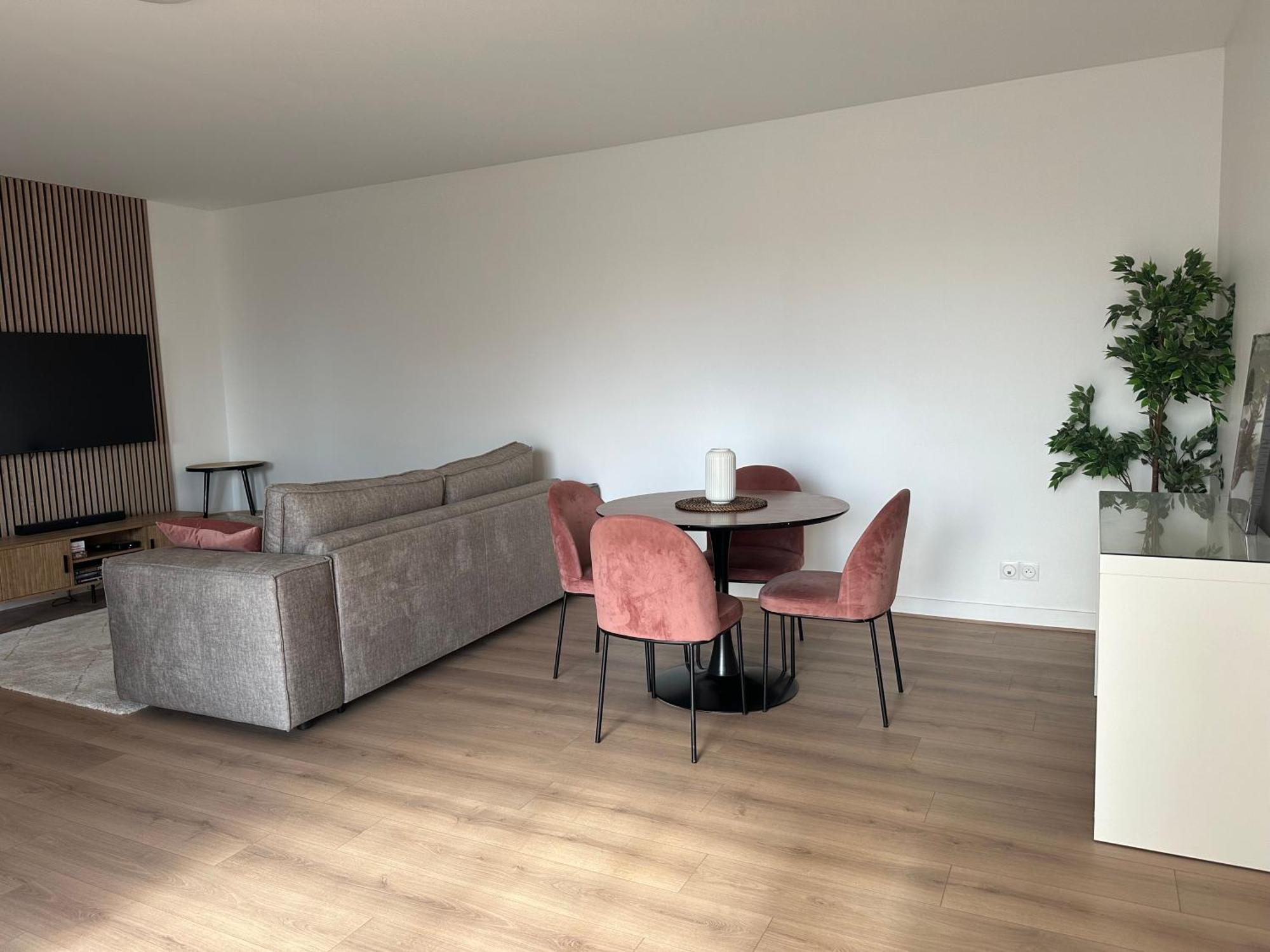 Appartement Proche Paris-Aeroport Cdg-Gare-Disney Villiers-le-Bel Exterior foto